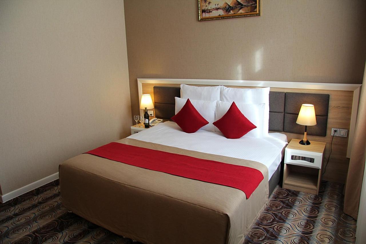 Metro City Hotel Baku Exterior foto